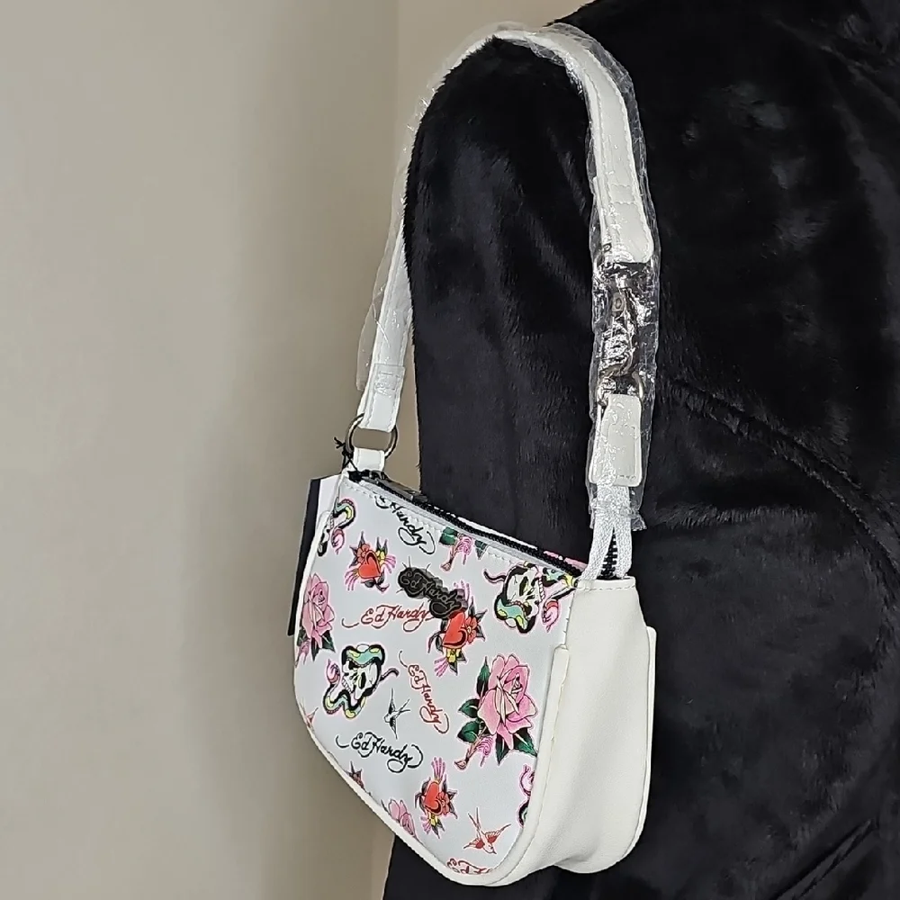 NWT Ed Hardy Tattoo-Styled White Mini Shoulder Bag Skulls, Roses, Hearts - Picture 5 of 11